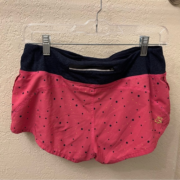 Rabbit Run Shorts - Picture 2 of 3